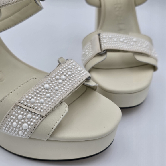 NWOT Karl Lagerfeld Paris Alessia Pearl Platform Sandals, Women's 10 - Picture 2 of 16